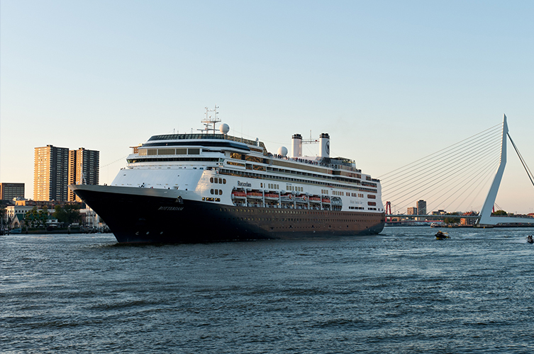 Rotterdam cruise ship - Passenger Terminal Amsterdam